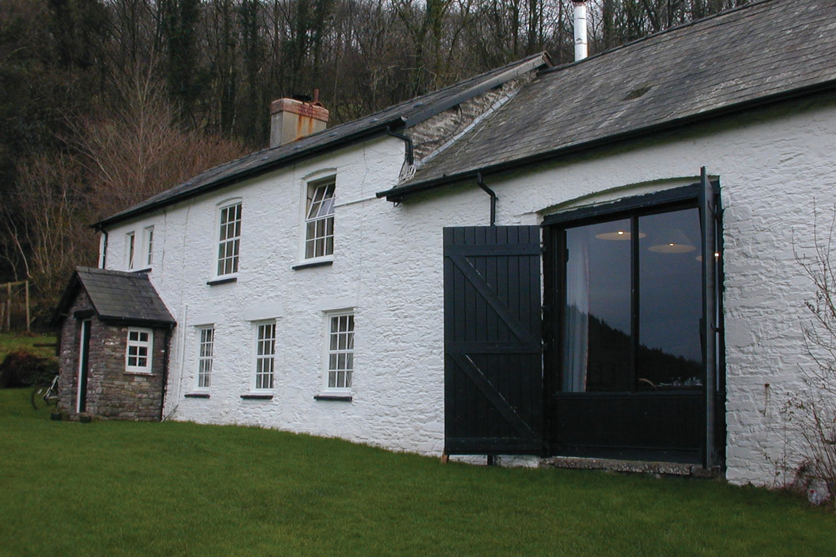 YHA Brecon Beacons Danywenallt-1.jpg